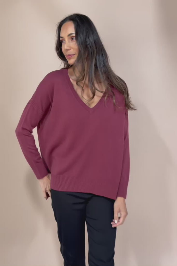The High Low V Neck Jumper - Smokeyrose