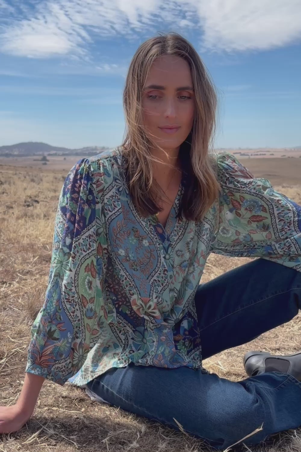 Easy On Me Blouse - Bluefolk