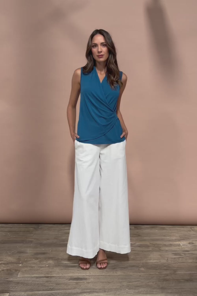 The Sleeveless Crossover Top - Tealblue