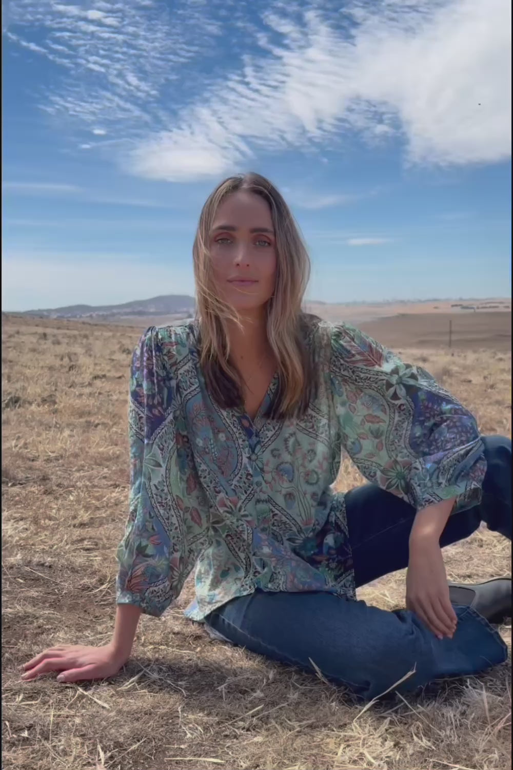 Easy On Me Blouse - Bluefolk