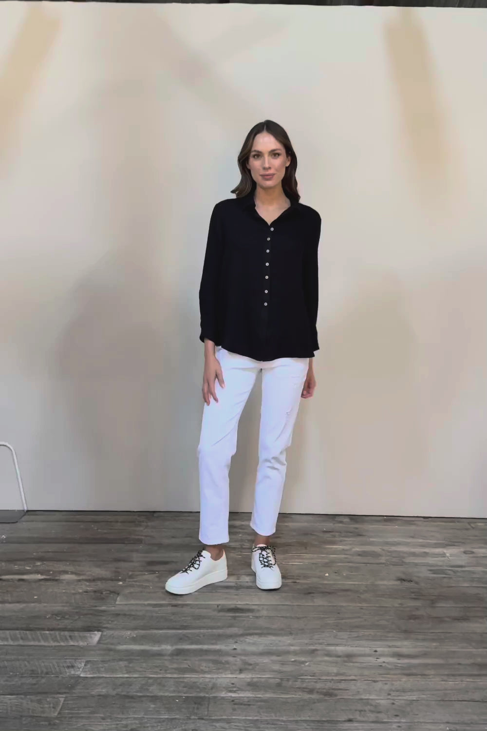 The Must Have Linen Look Shirt - Black